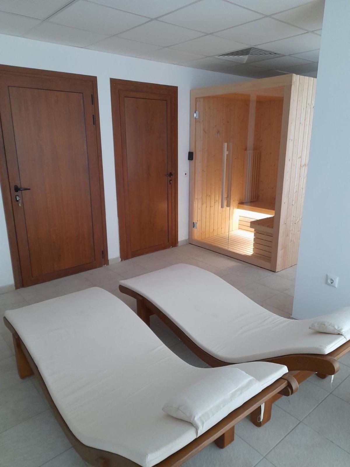 Queen'S Garden Balchik Apartment Eksteriør bilde