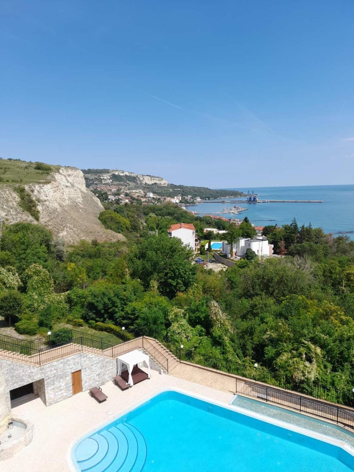 Queen'S Garden Balchik Apartment Eksteriør bilde
